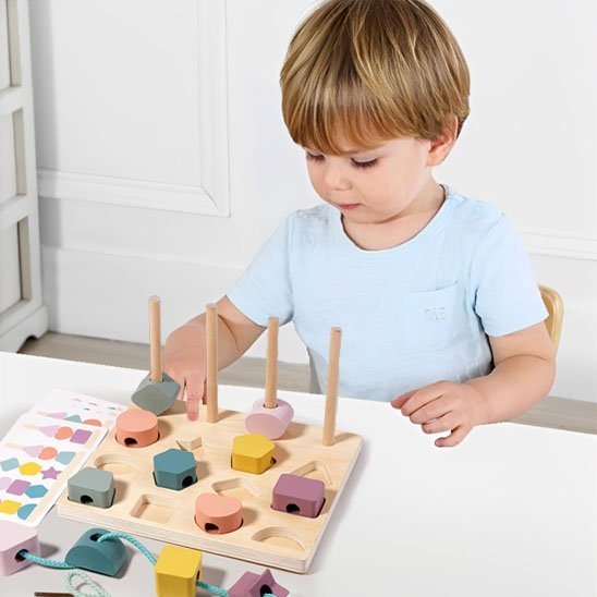 puzzle encastrement bébé tri formes