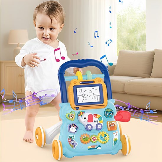 trotteur bébé garçon fait de la musique
