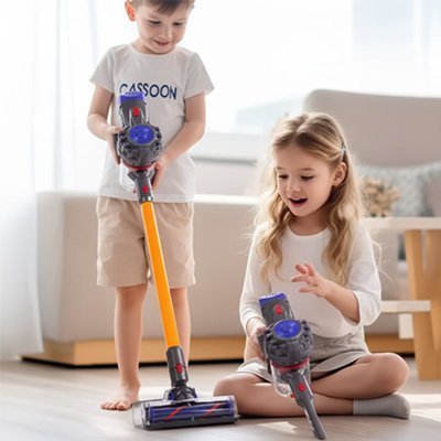 Aspirateur enfant avec frére et soeur 
