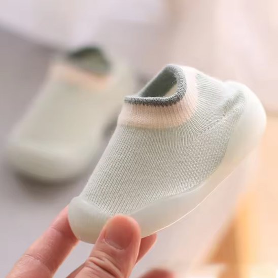 Chaussure pour bébé vert menthe