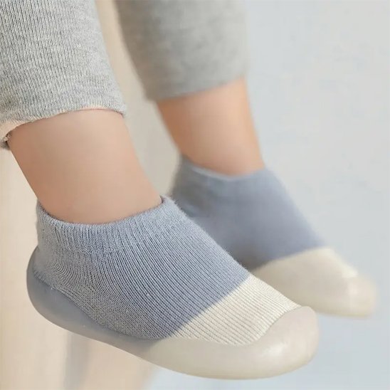 Chaussure pour bébé bleu