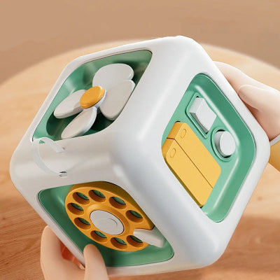 Cube d'activité bébé Montessori