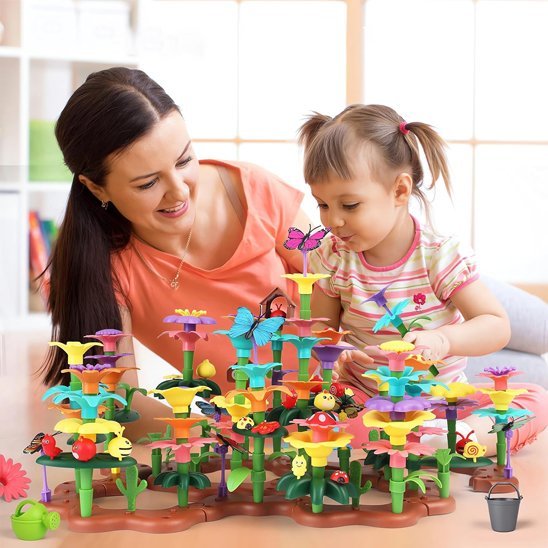 jeu de construction créatif avec maman et fille