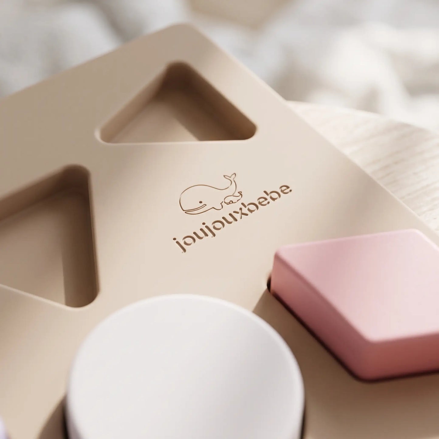 Logo Joujoux Bébé sur puzzle silicone