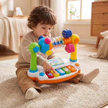 Piano bébé musical avec enfant de 3 ans