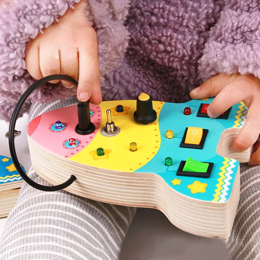 Tableau Montessori - BusyBoardCircuit™ - Fusée - Joujoux Bebe